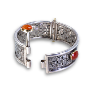 Totally Tubular 2026: Hinged Bracelet Clasp (Oct. 11, 2026 - 1-Day Live, Virtual Workshop)