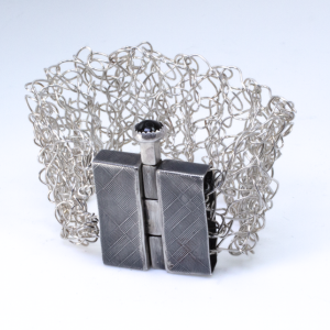 Totally Tubular 2026: Hinged Bracelet Clasp (Oct. 11, 2026 - 1-Day Live, Virtual Workshop)