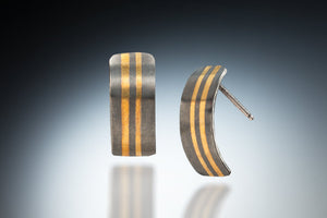 Striped 18 kt gold,blackened Sterling posts (lg)